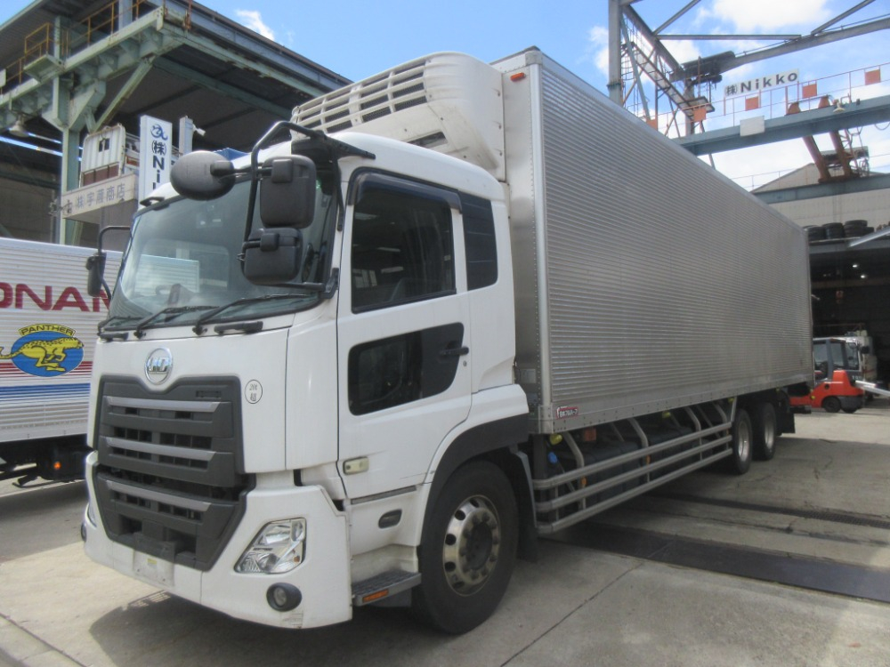 トラボディ | トラボディでは中古トラックの載せ替え用ボディ、倉庫